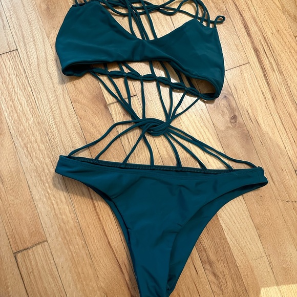 Mikoh Seychelles One Piece - Picture 8 of 12